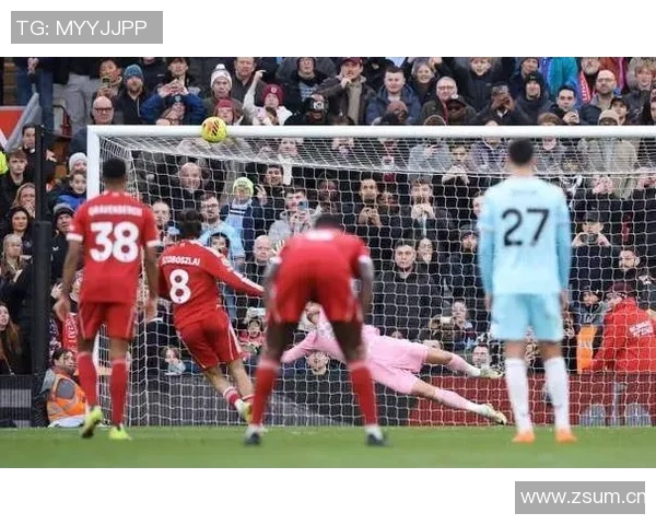 曼城宣布20岁阿根廷中场埃切维里租借加盟西甲赫罗纳球队